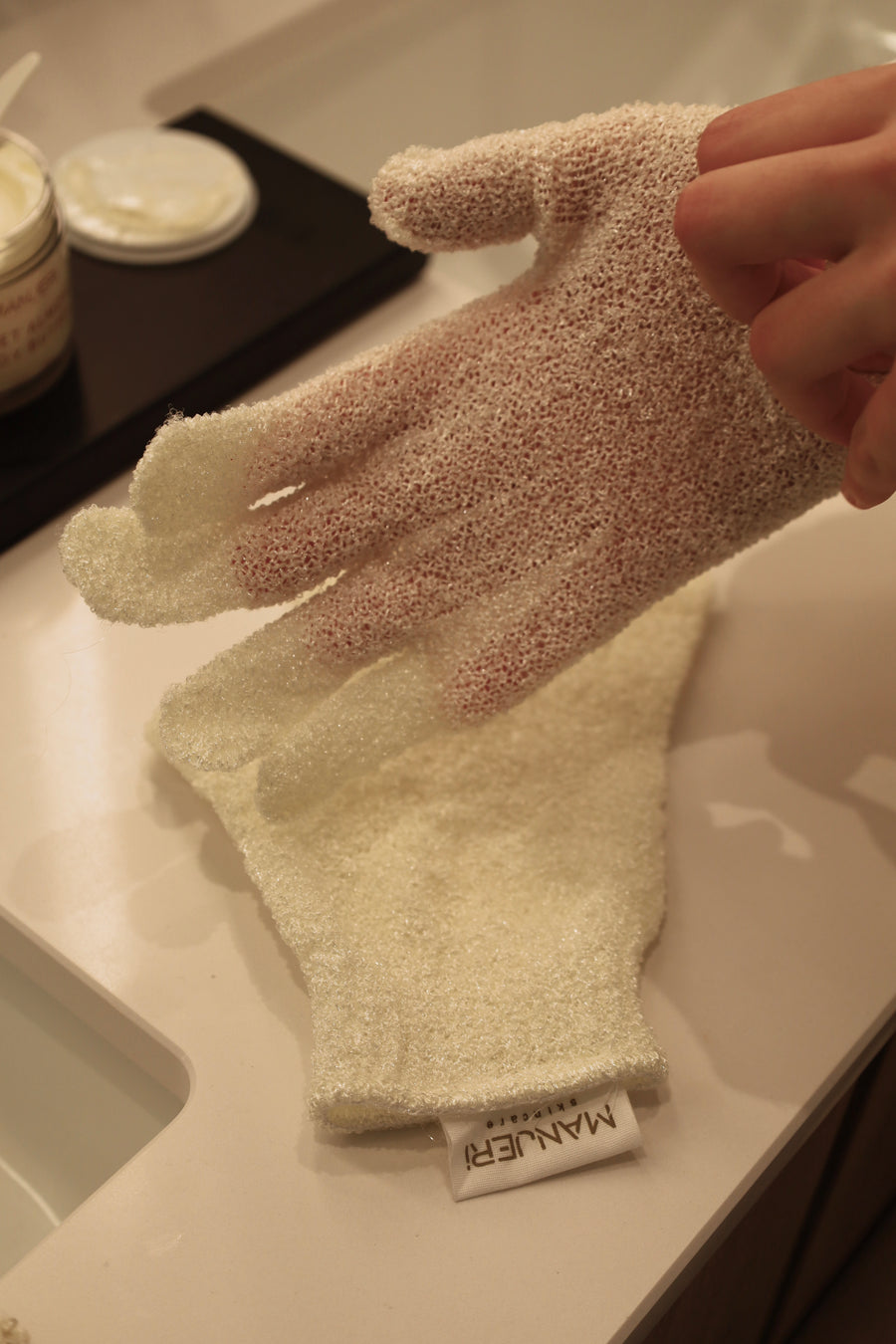 Manjeri Skincare - Hand Glove